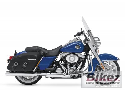 2010 Harley-Davidson FLHRC Road King Classic photo